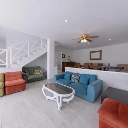 Happy Harmonia Chalet *